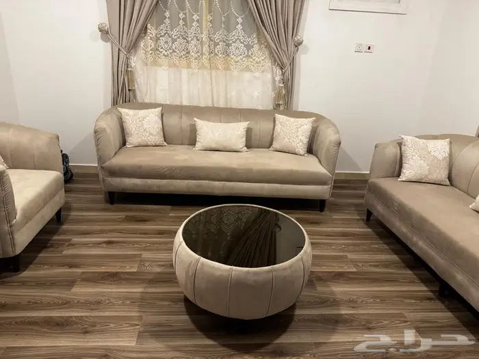 كنب مخمل فاخر 4