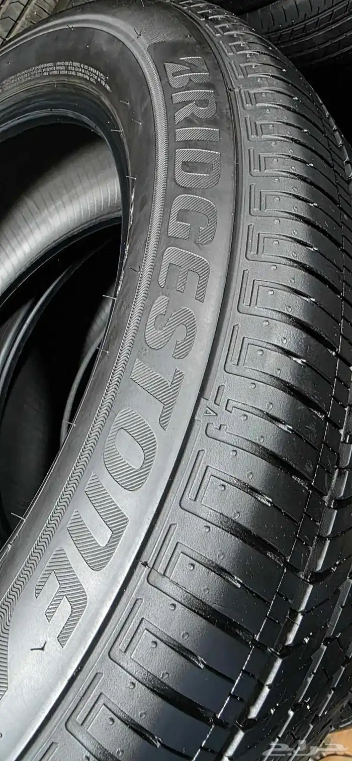 4 طقم كفرات منزل بريجستون 255 55 19 2