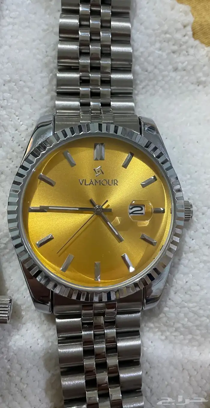 أربع ساعات للبيع 2