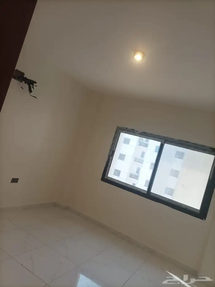 شقه دوبلكس اعالي جده للايجار 7 غرف دورين 4