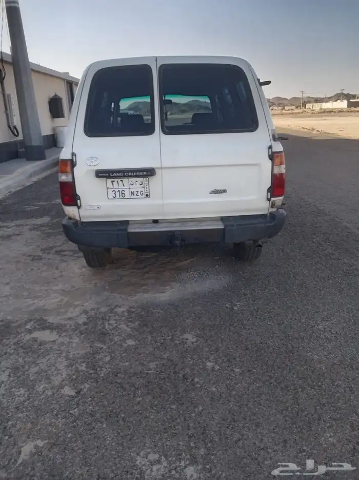 جيب لاند كروزر 2