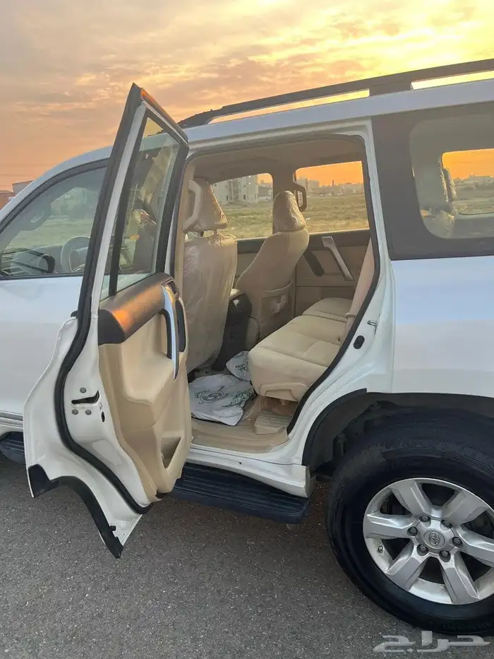 برادو 2015 فتحة سقف 6 سرندل مخزن 8