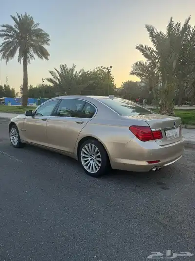بي ام دبليو 730li 2012 index