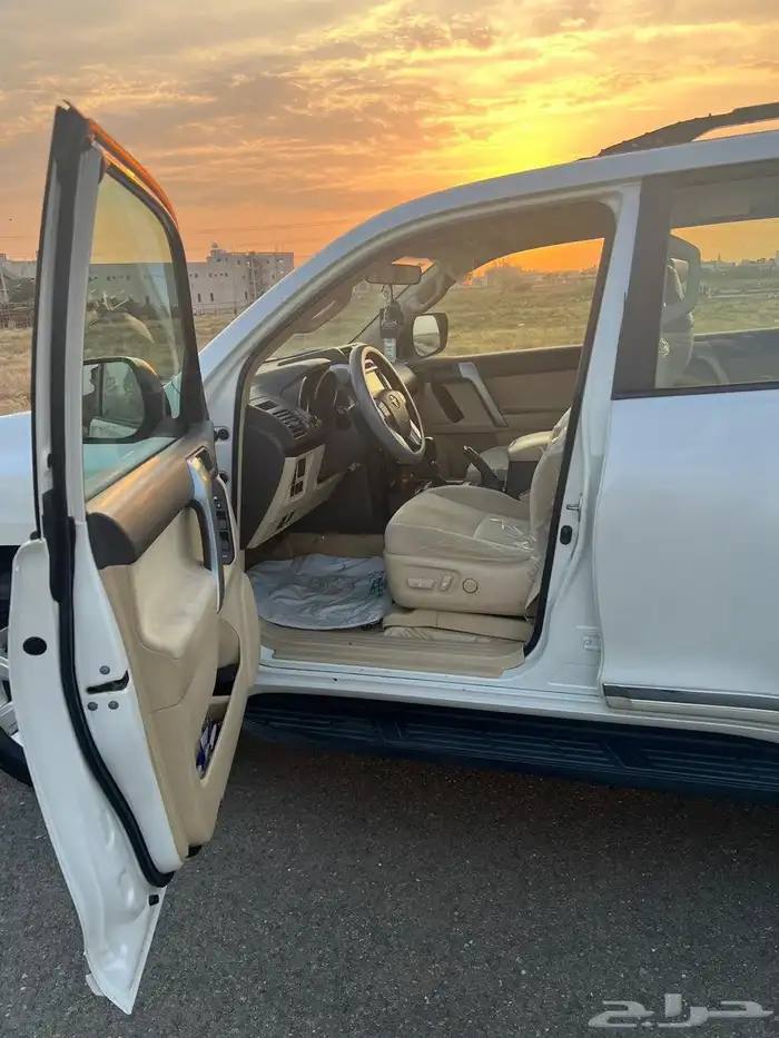 برادو 2015 فتحة سقف 6 سرندل مخزن 11