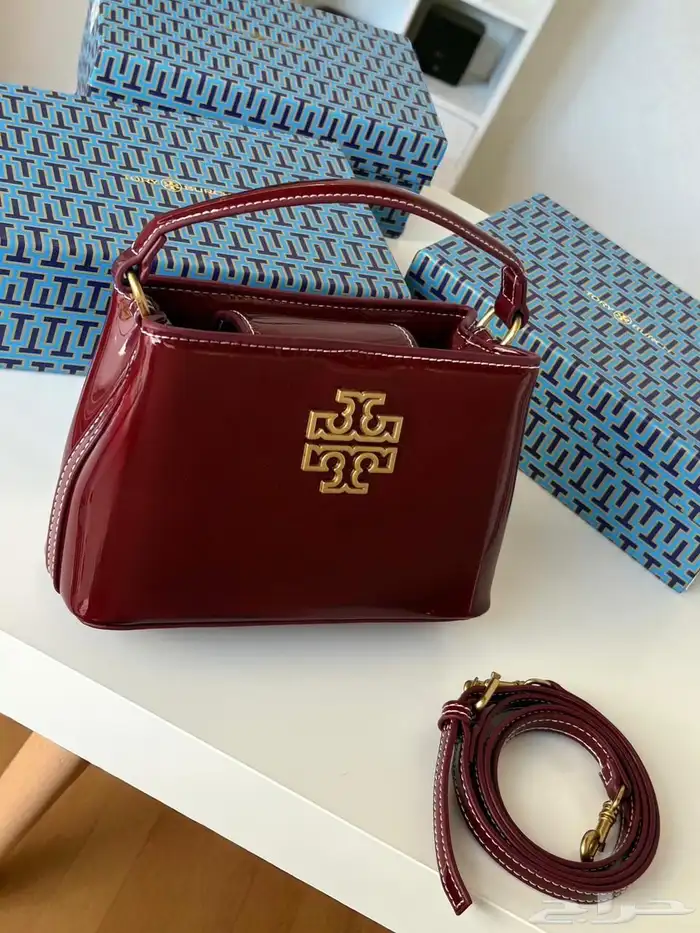 شنط تقاليد ماركه متوفره جمله وقطاعي 31