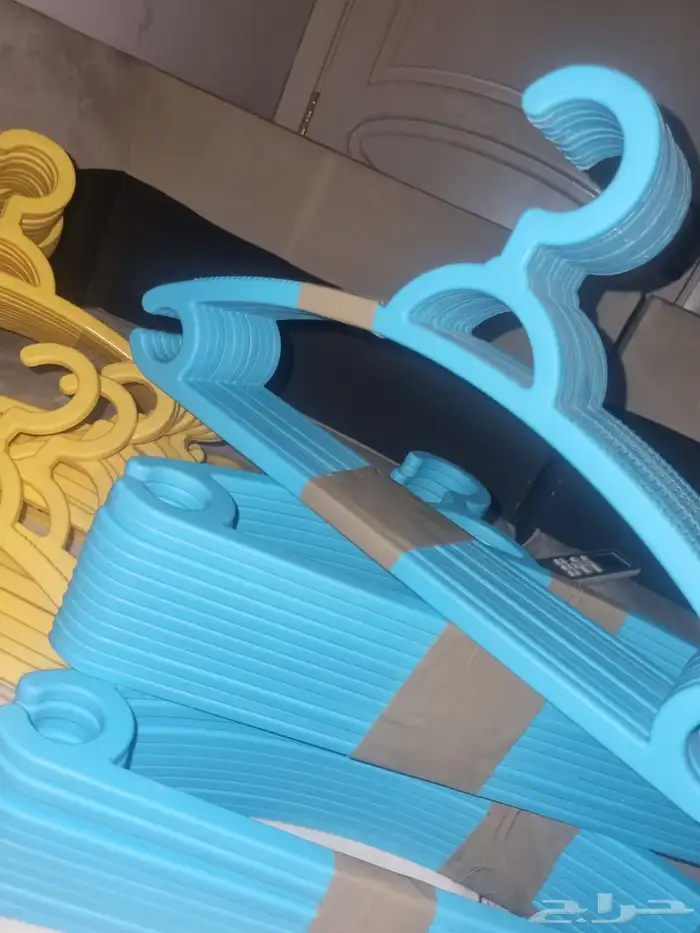 علاقات ملابس قويه جدا 64 علاقه 60 ريال 0