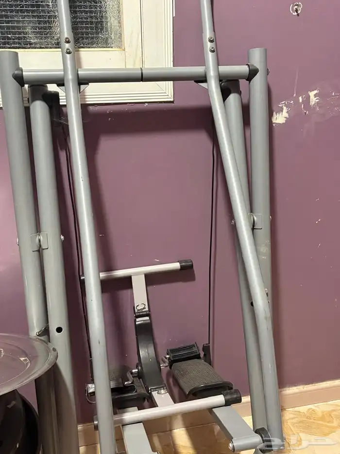 اثاث متفرق للبيع بسراة عبيده ب 200 ريال قابل للتفاوض 1