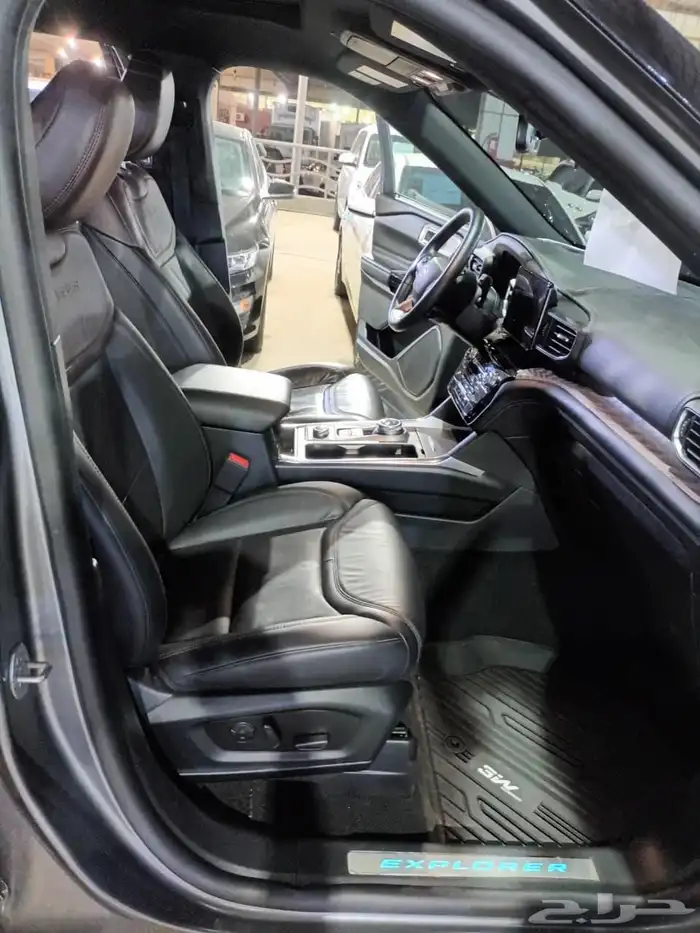 فورد اكسبلور رصاصي 2022 بنزين بطاقة جمركية وارد كوريا 12