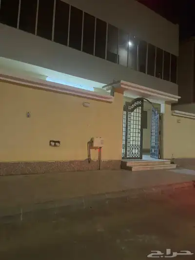 عماره للبيع في حي الصالحيه 0