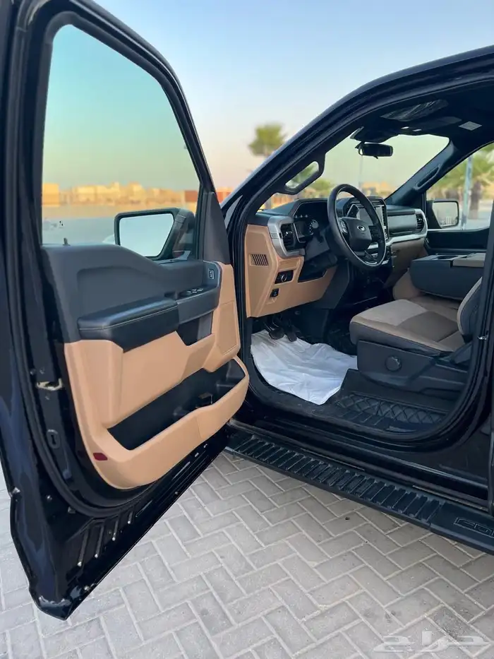 للبيع فورد F 150 موديل 22 وكالة 13