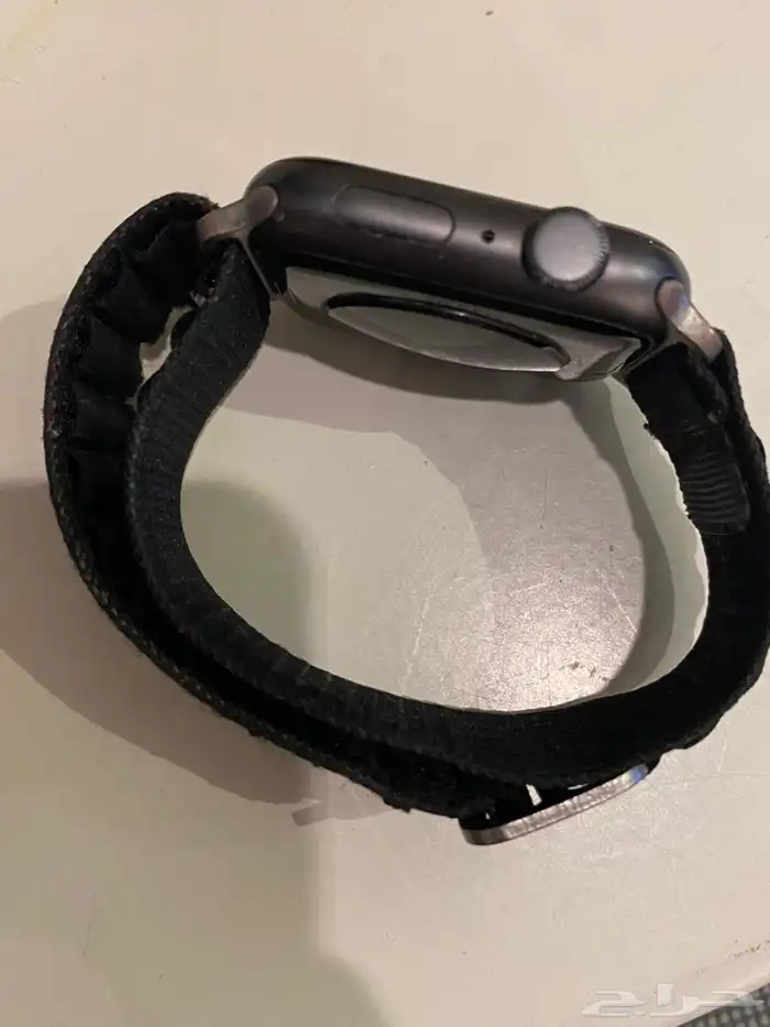 ساعة ابل se 44 3