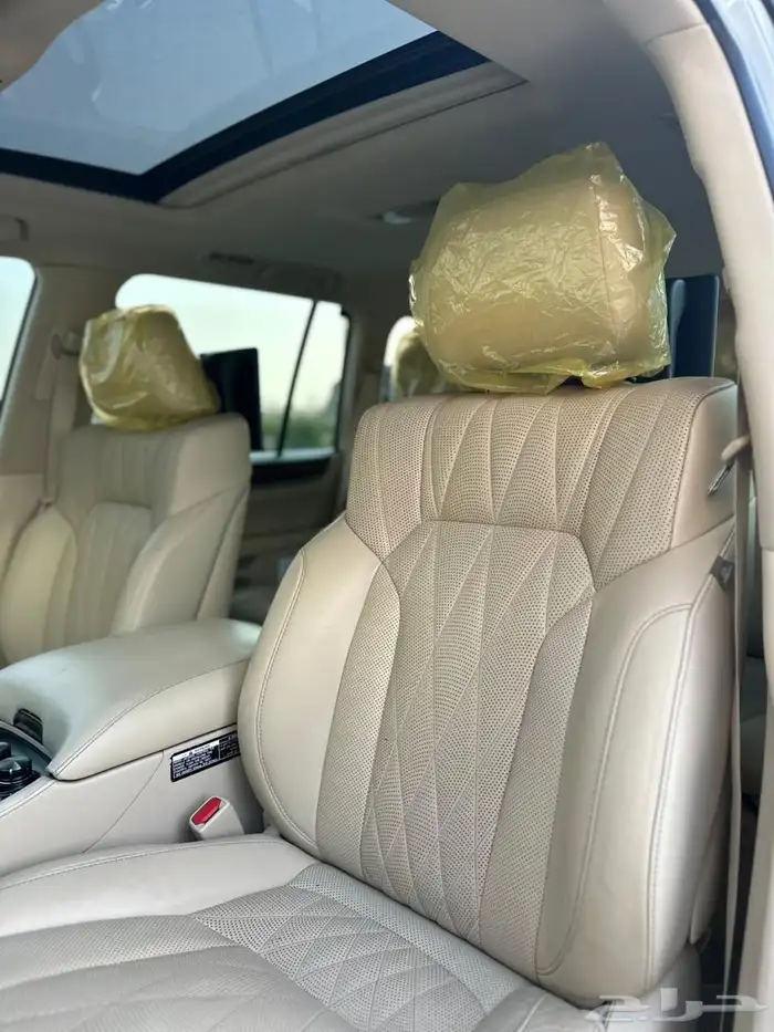 لكزس LX570 2020 بلاك ادشن 14