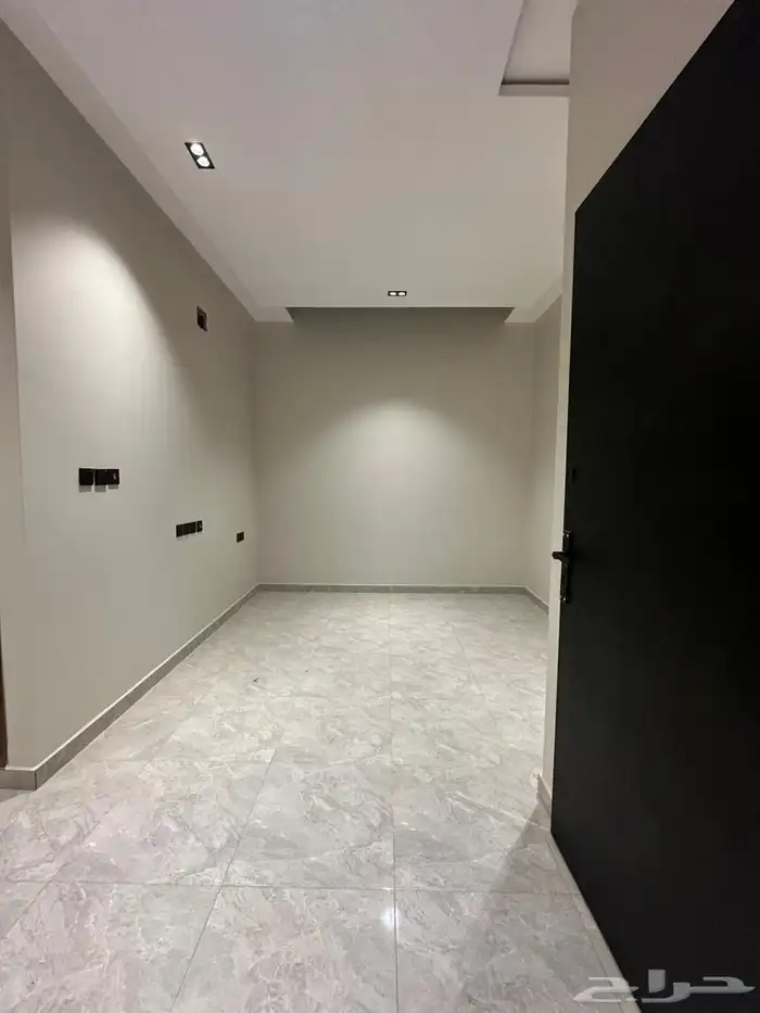 شقة للإيجار حي المونسية 20