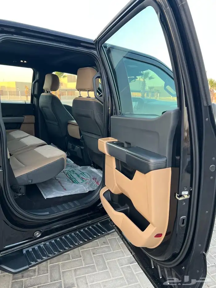 للبيع فورد F 150 موديل 22 وكالة 7