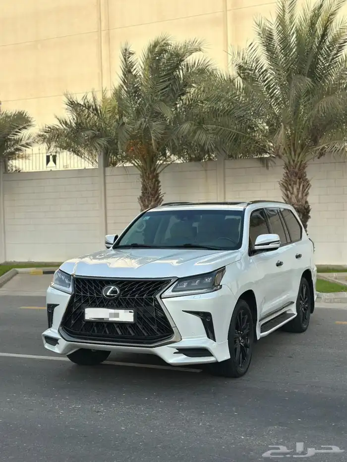 لكزس LX570 2020 بلاك ادشن 2