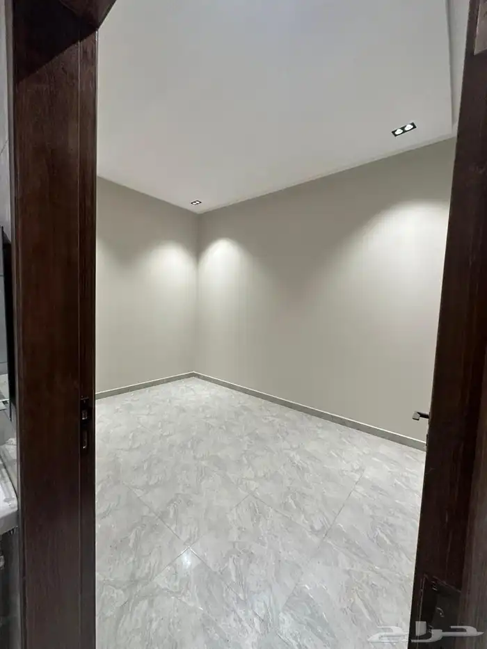 شقة للإيجار حي المونسية 12