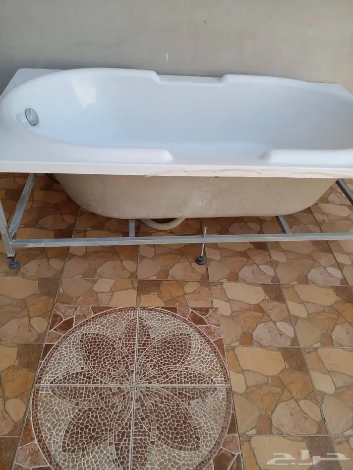 بانيو شبه جديد فايبر استخدام قليل 0