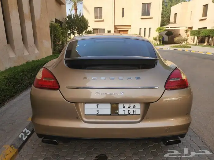 بورش باناميرا 6 سلندر 2012 وكاله الفئة العملية 3