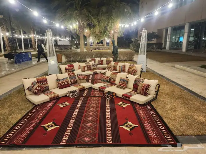 تاجير جلسات تاجير طاولات كراسي سماعات العاب دفايات 0