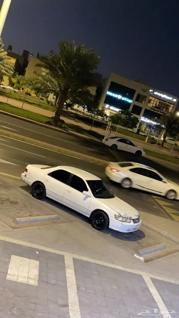 للبيع كامري 2