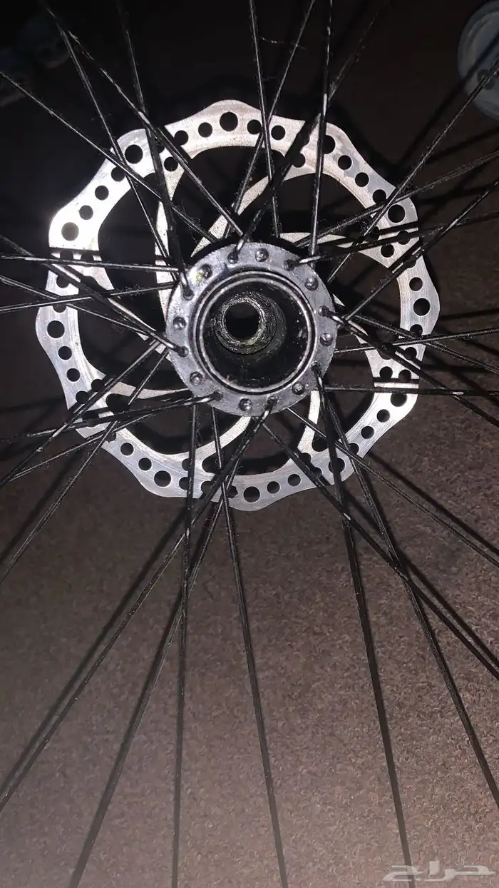 سلام عليكم عندي جنوط دراجة مسطرا 1