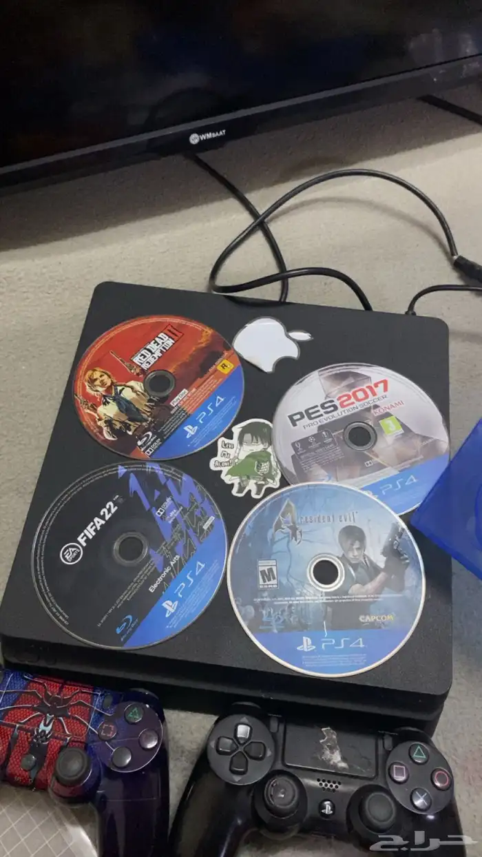 سوني فور ل البيع مع شاشه والشرطان مافيهن خلاف ابد 0