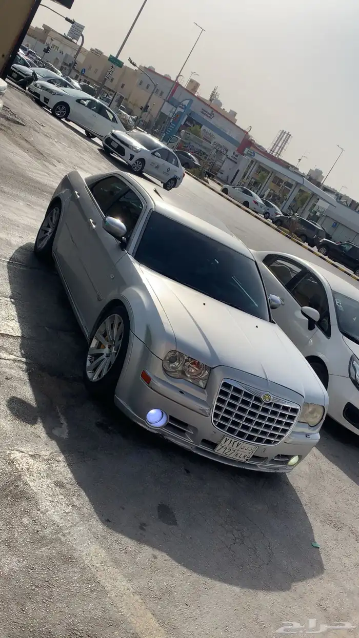 كرايسلر SRT8 اصلي 5