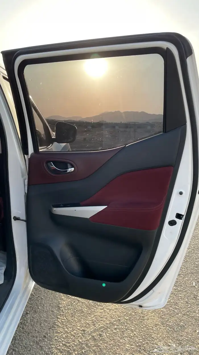 نافارا 16