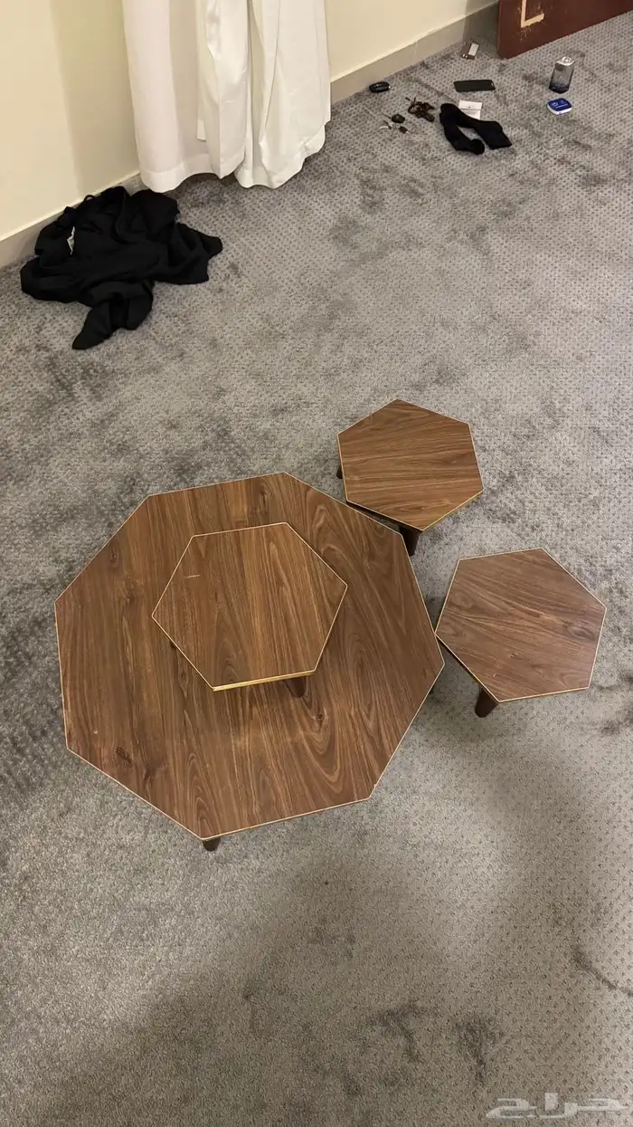 طاولة خدمة 0