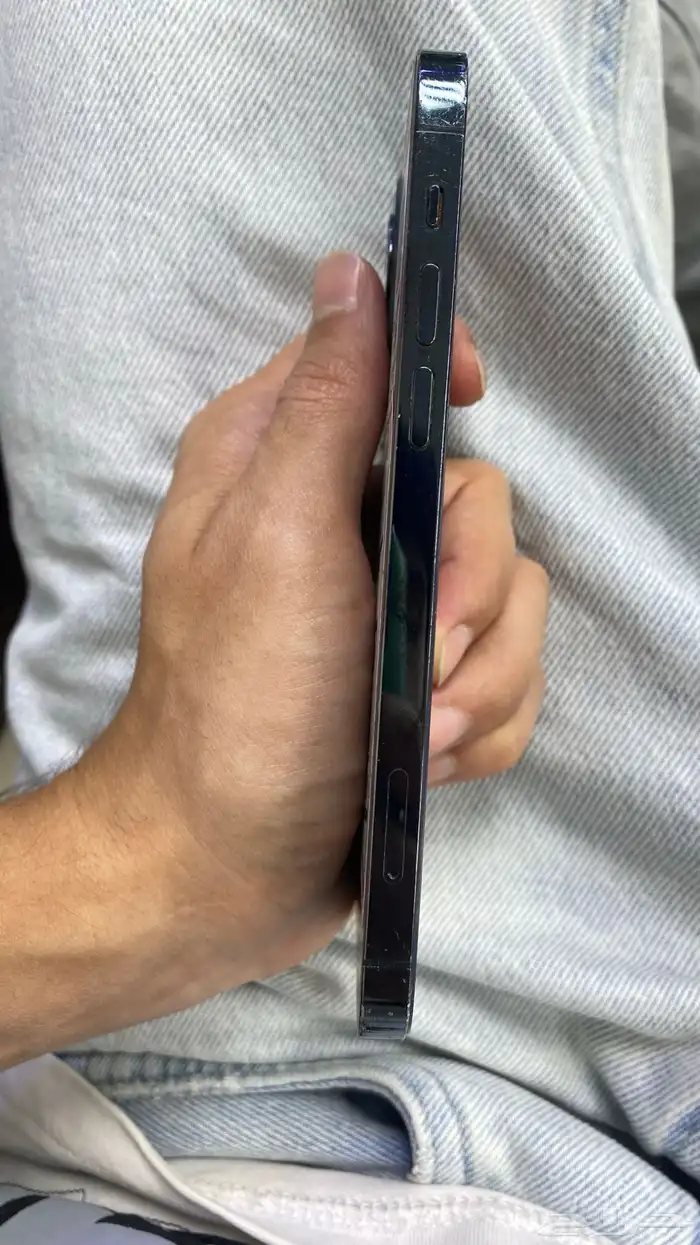 آيفون 12 برو (مساحه 128) 5