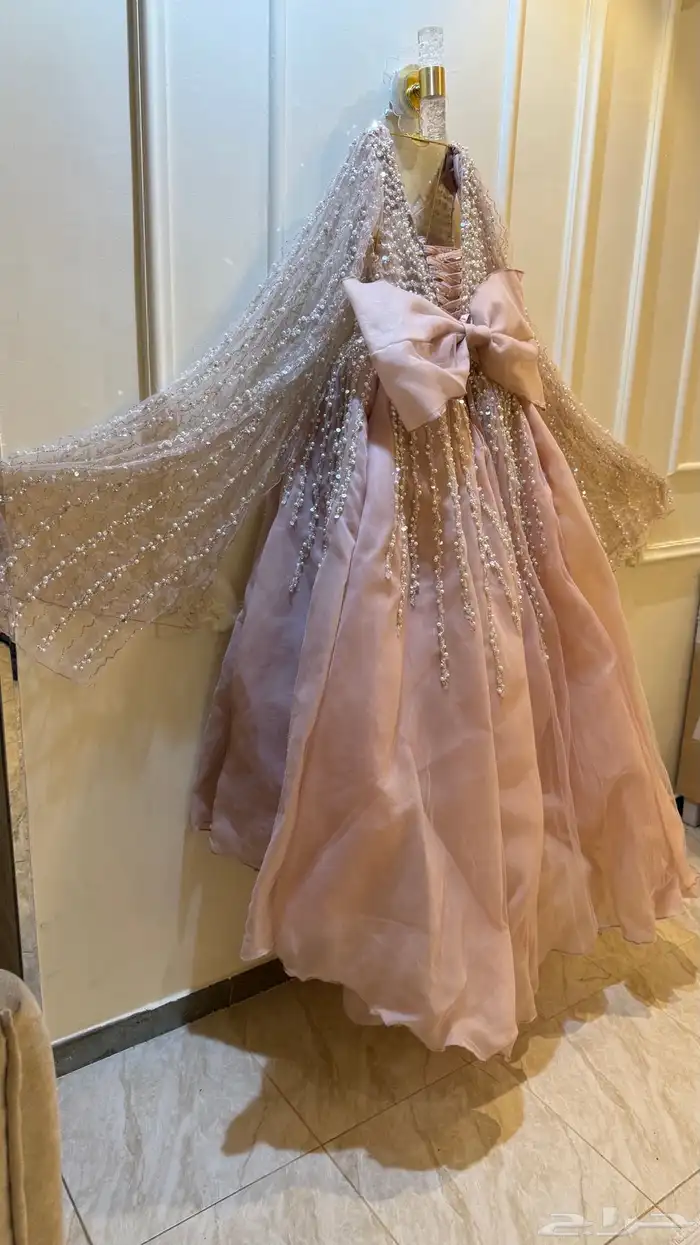 فستان ملكة فخمة فساتين سهرة نسائية انيقة ازياء عروس زواج جد 20