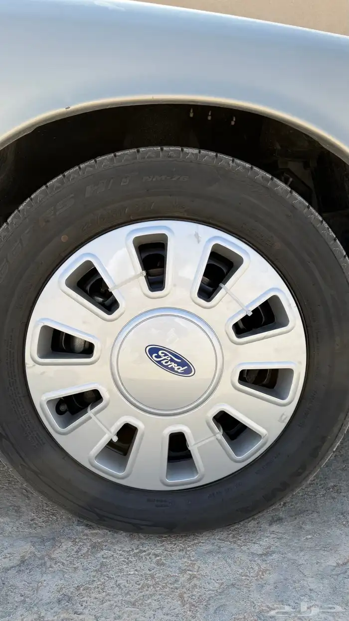 طيس فكتوريا و جنوط بوليسي اصلي جديده و شمعات ديبو جديده 1