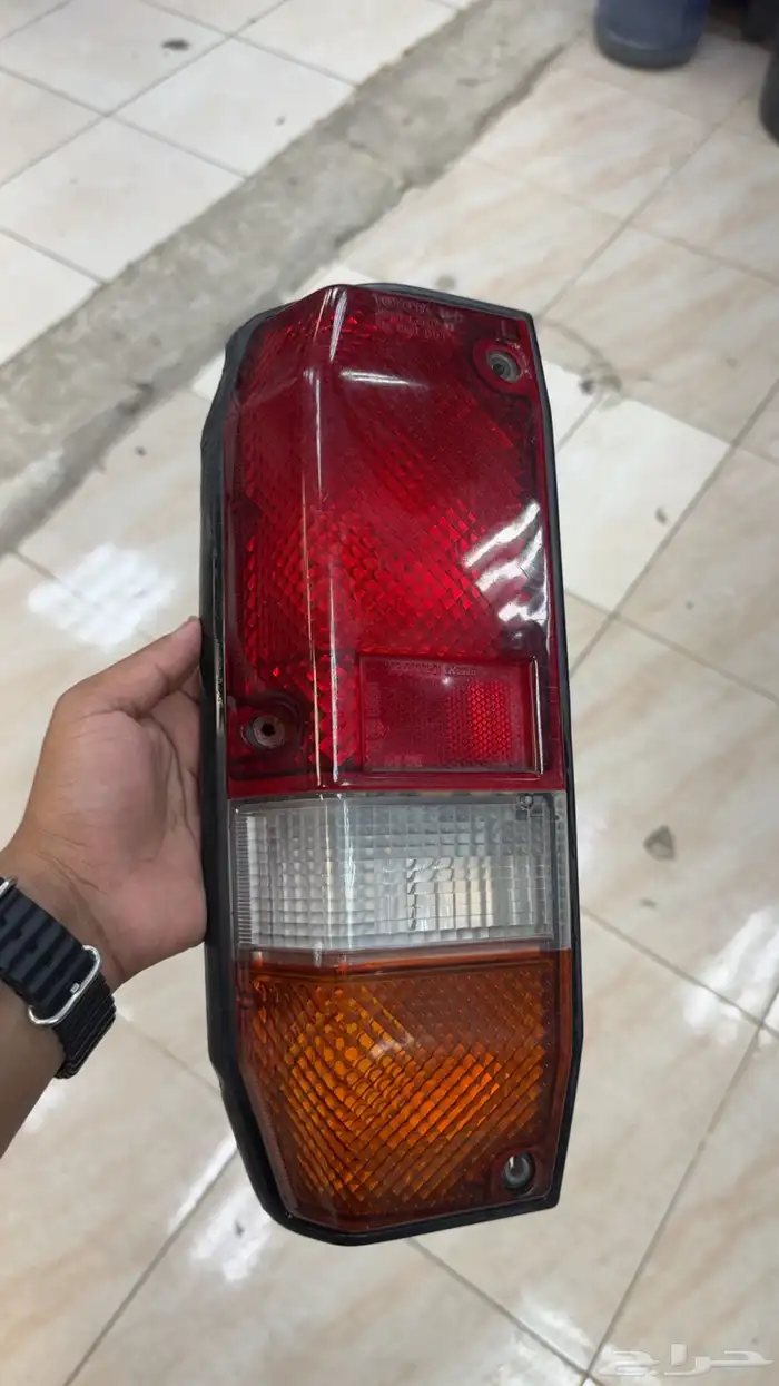 اسطب ربع يسار خلفي اصلي 0