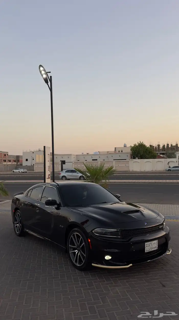 دوج تشارجر 2023 RT مخزن 9