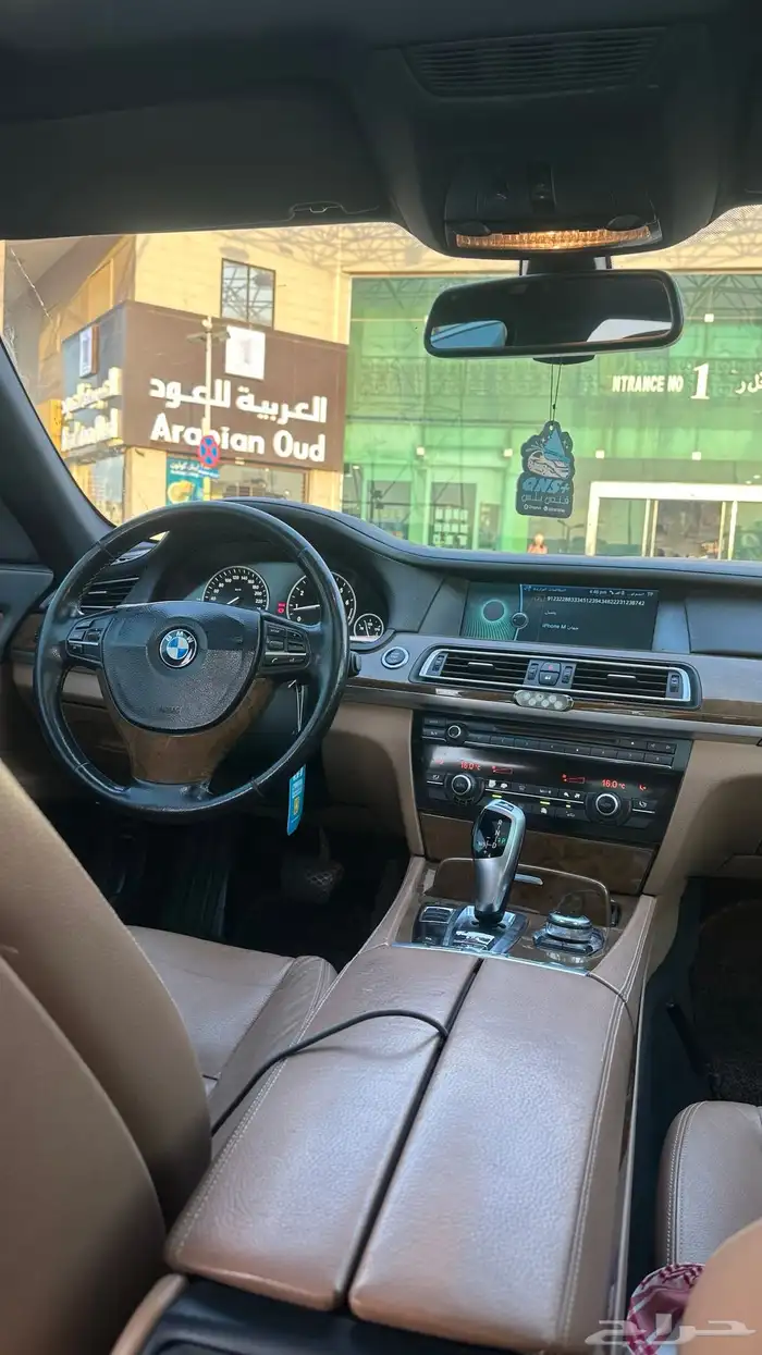 بي ام دبليو الفئة السابعة 730 27