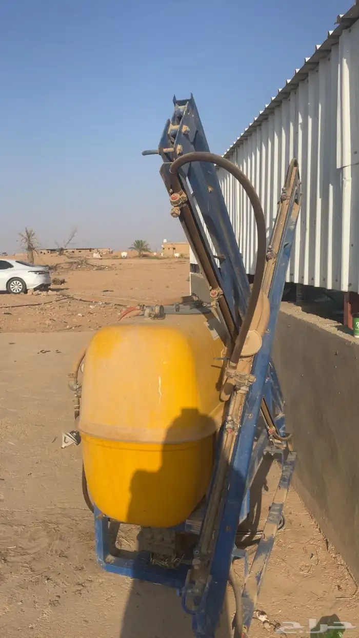 للبيع معدات مزرعه 1