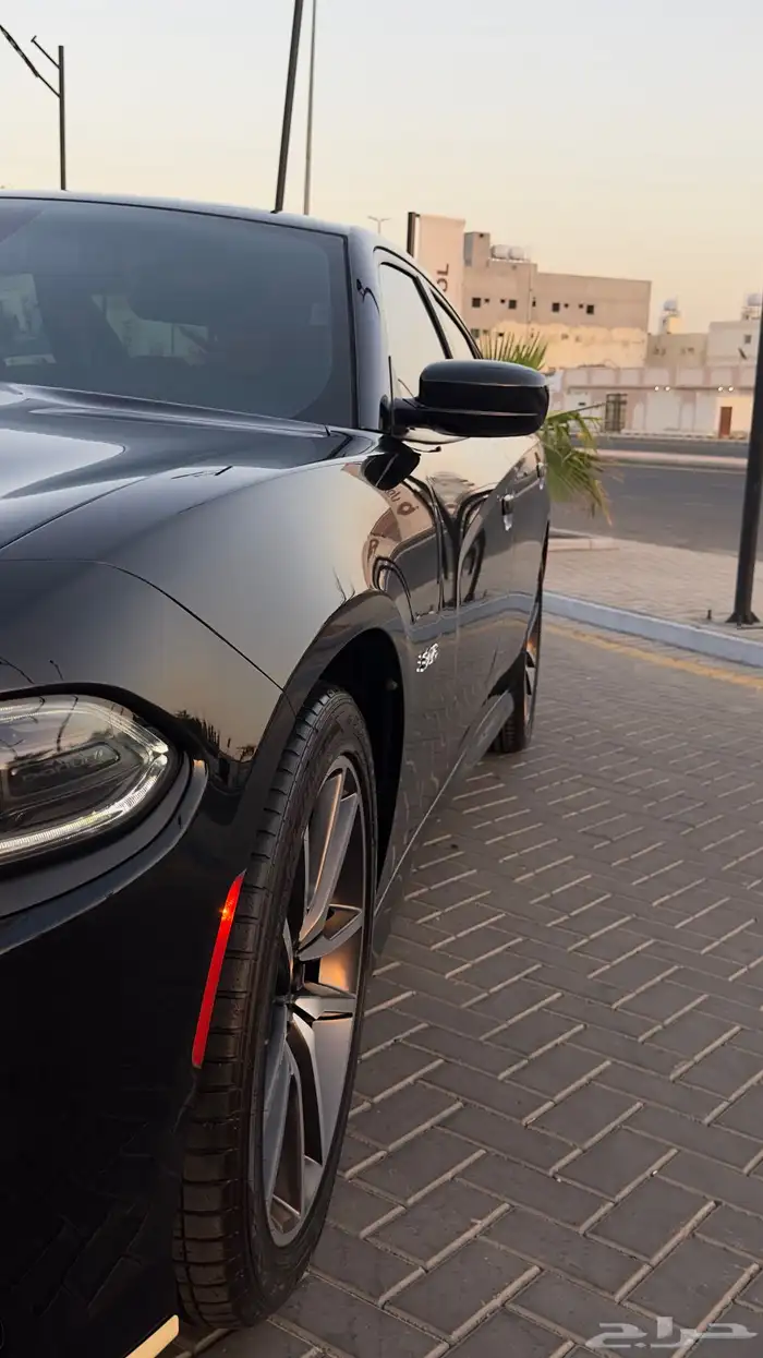 دوج تشارجر 2023 RT مخزن 7