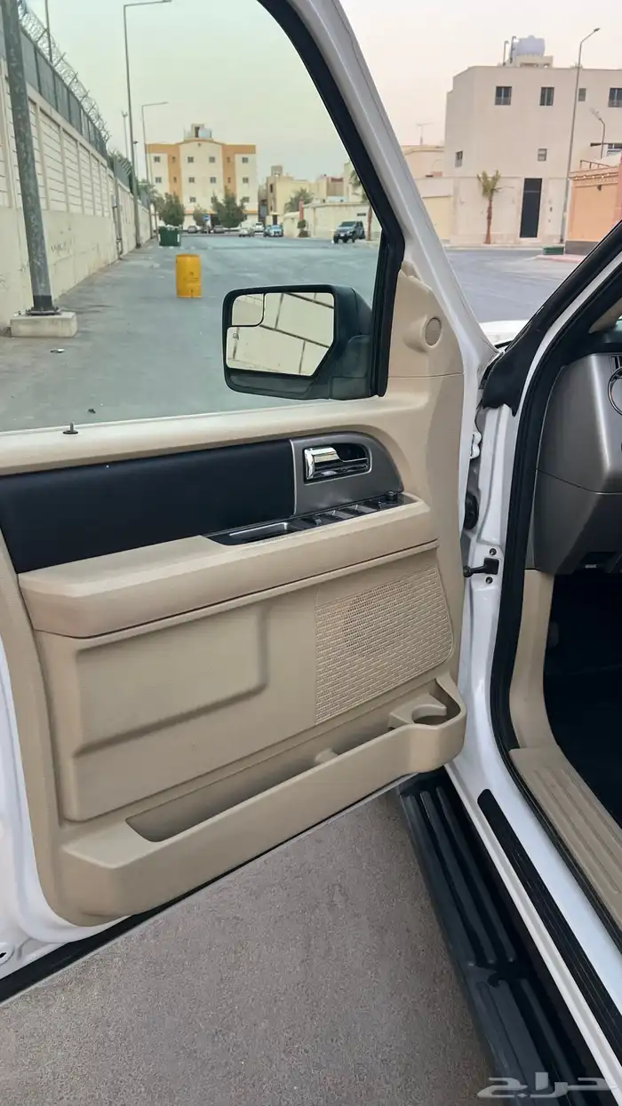 اكسبيدشن 2016 17