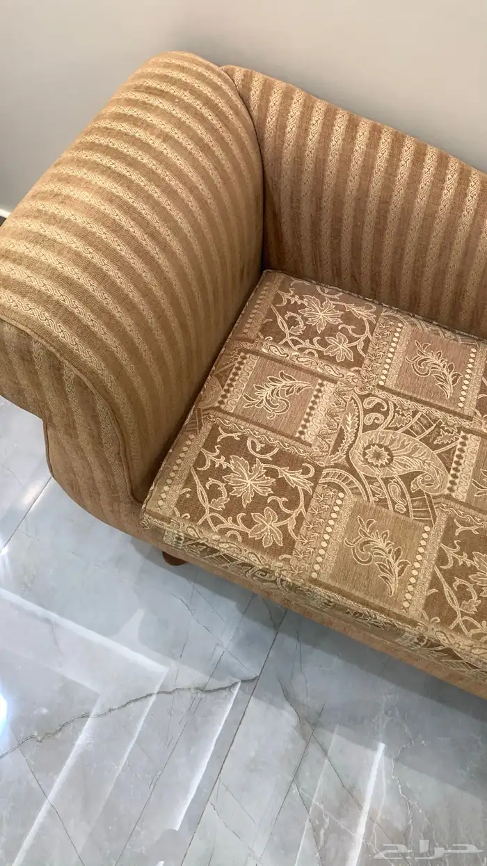 كنب ثقيل وجودته ممتازه 0