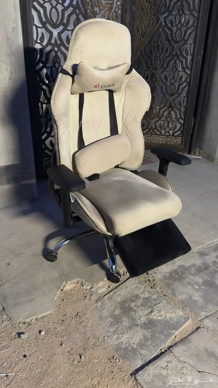 كرسي قيمنق للبيع على السوم 1