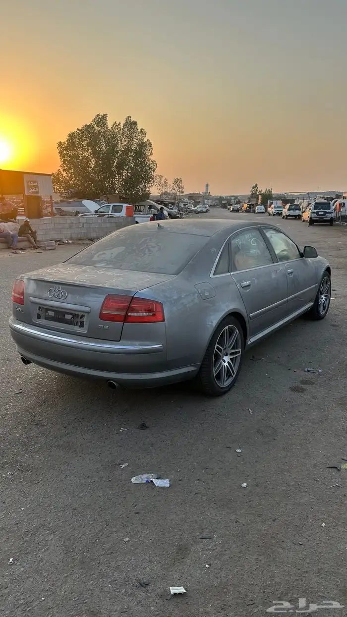 قطع غيار تشليح اودي اي 8 موديل 2009 4