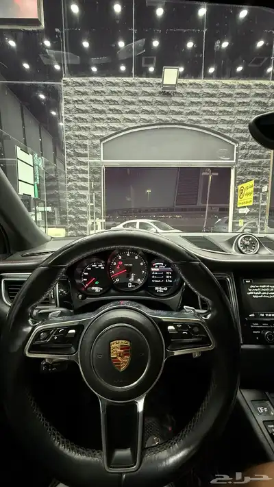 بورش ماكان بمواصفات خاصة index