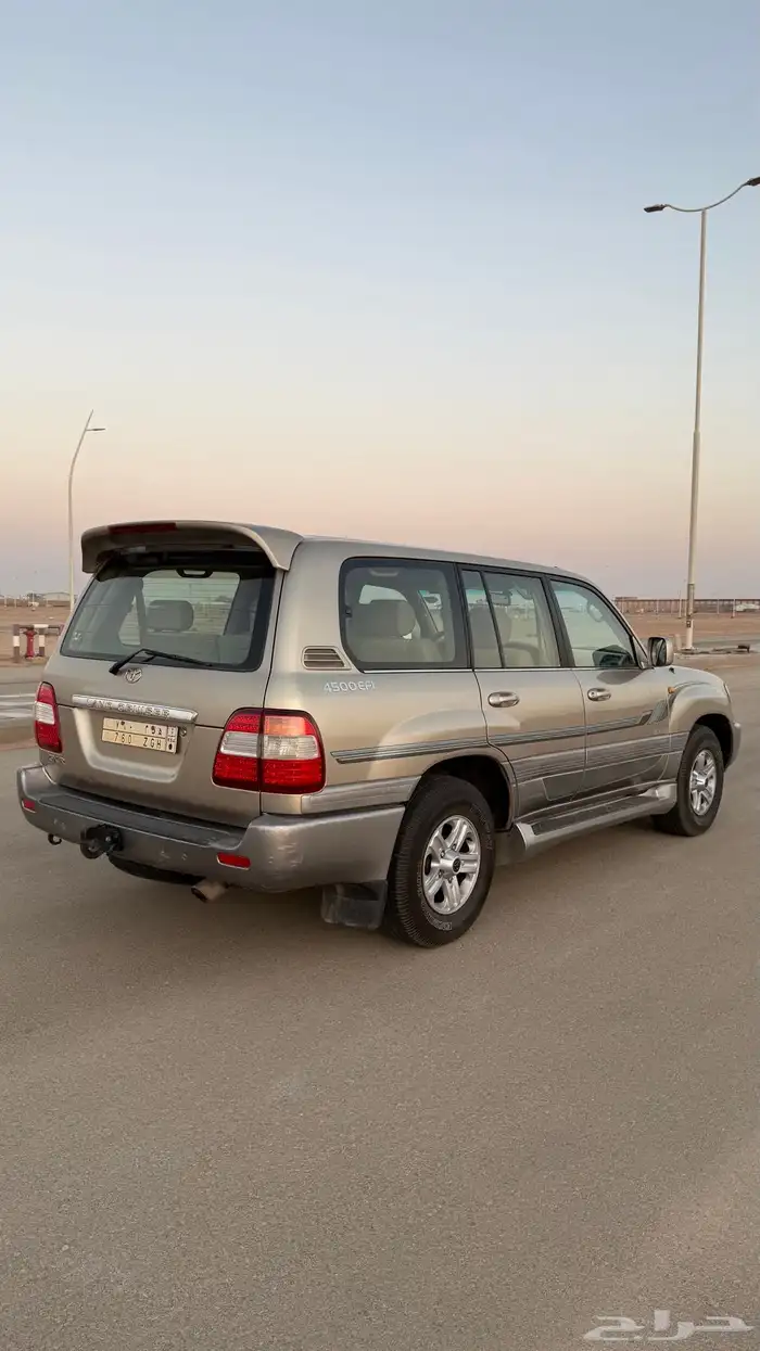 جيب جكسار لاندكروزر 2006 4