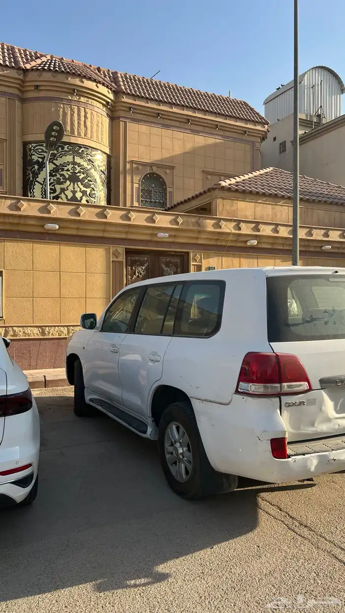 لاندكروزر 2008 6