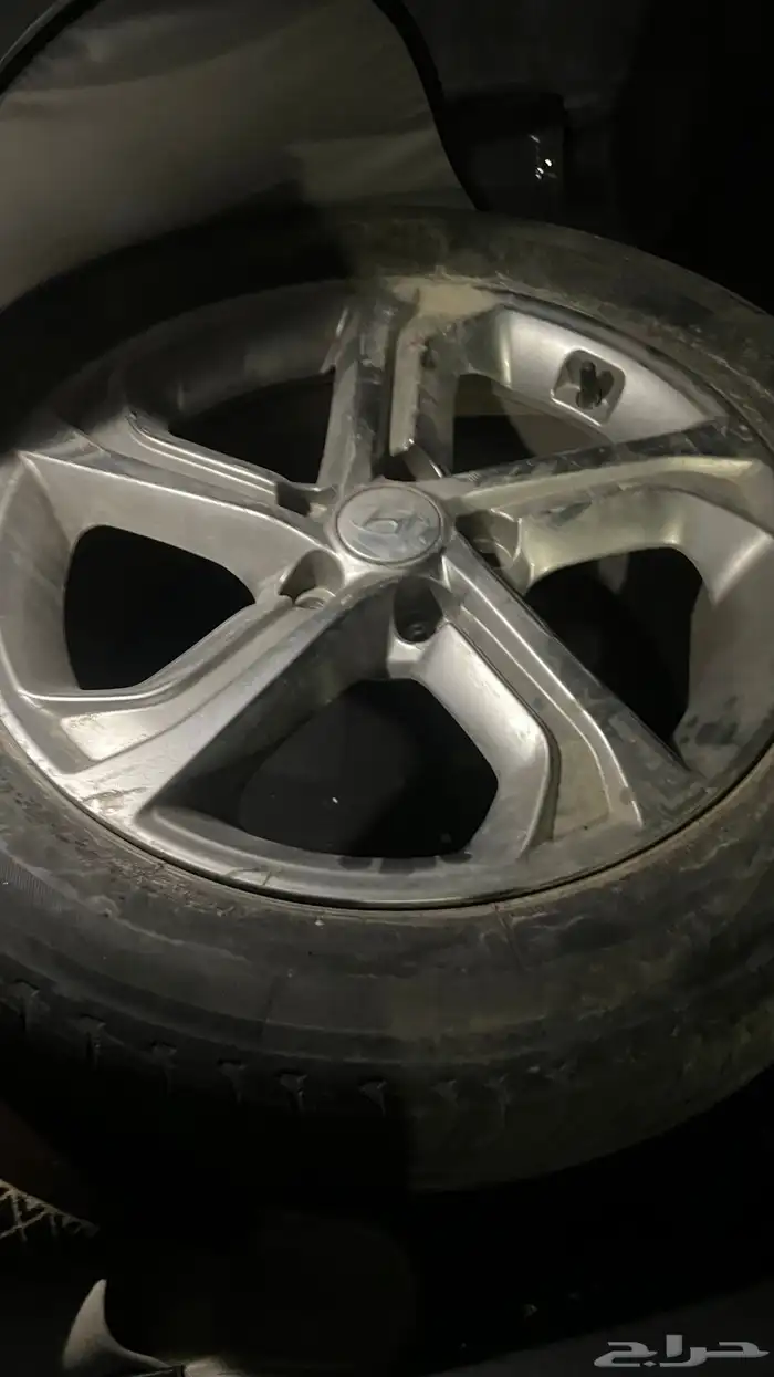 جنط سوناتا 19 بكفره بحاله ممتازه 0