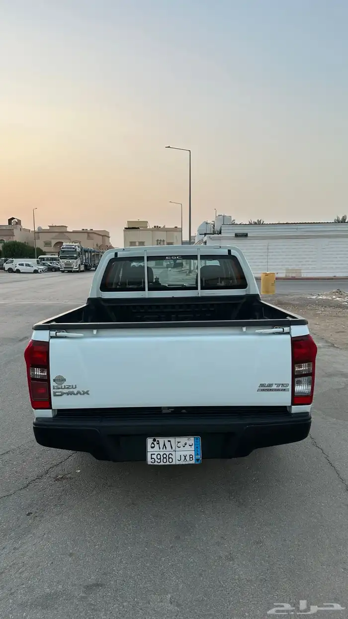 للبيع ايسوزو غمارتين عداد 47 وكاله شرط 4