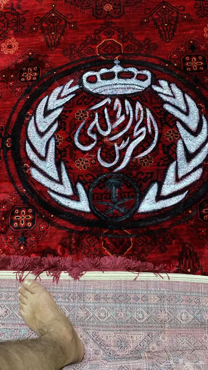 رسام وتصميم وتنفيذمشاريع الطلاب 32