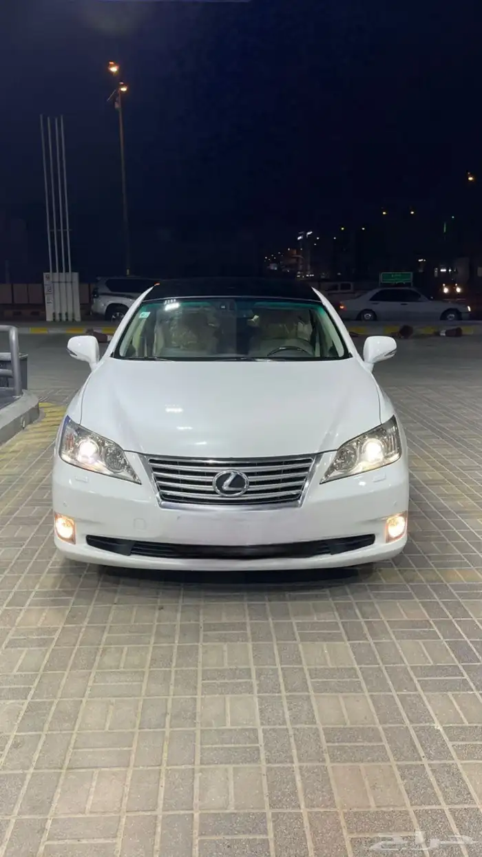 البيع لكزس 350 بدي وكاله ماعد رفرف قدام رش بدون معجون 12