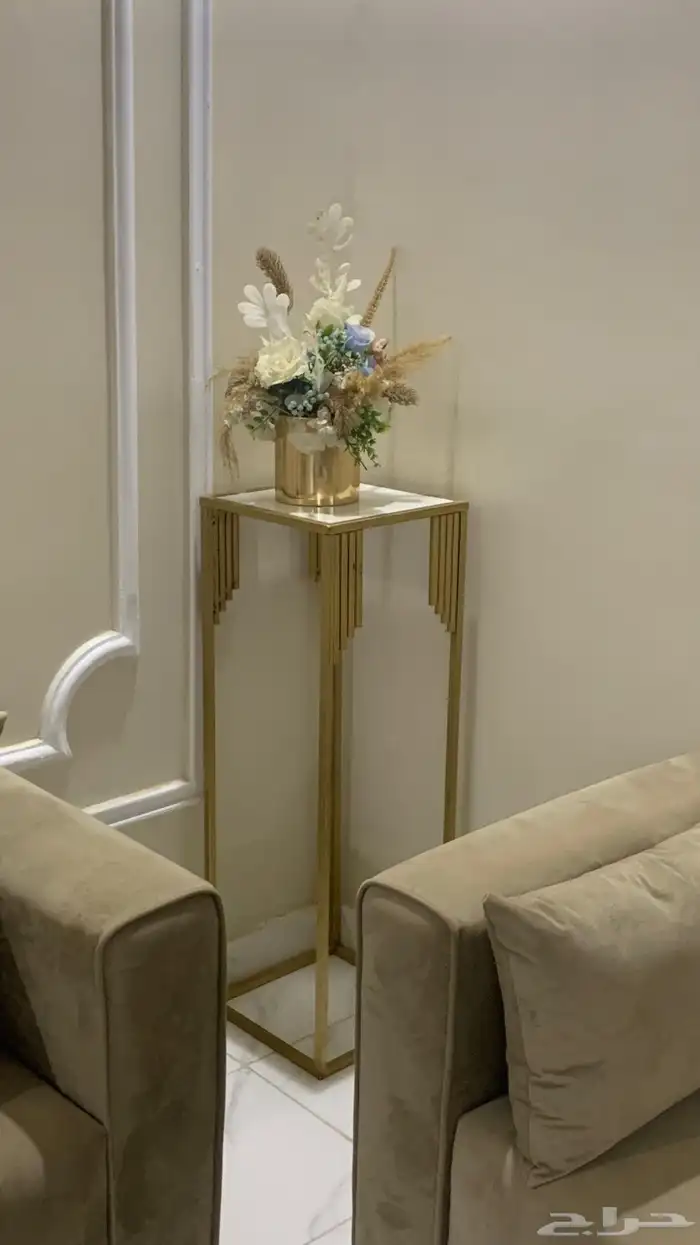 كتب حرف Lنوعين مع طاولات 9