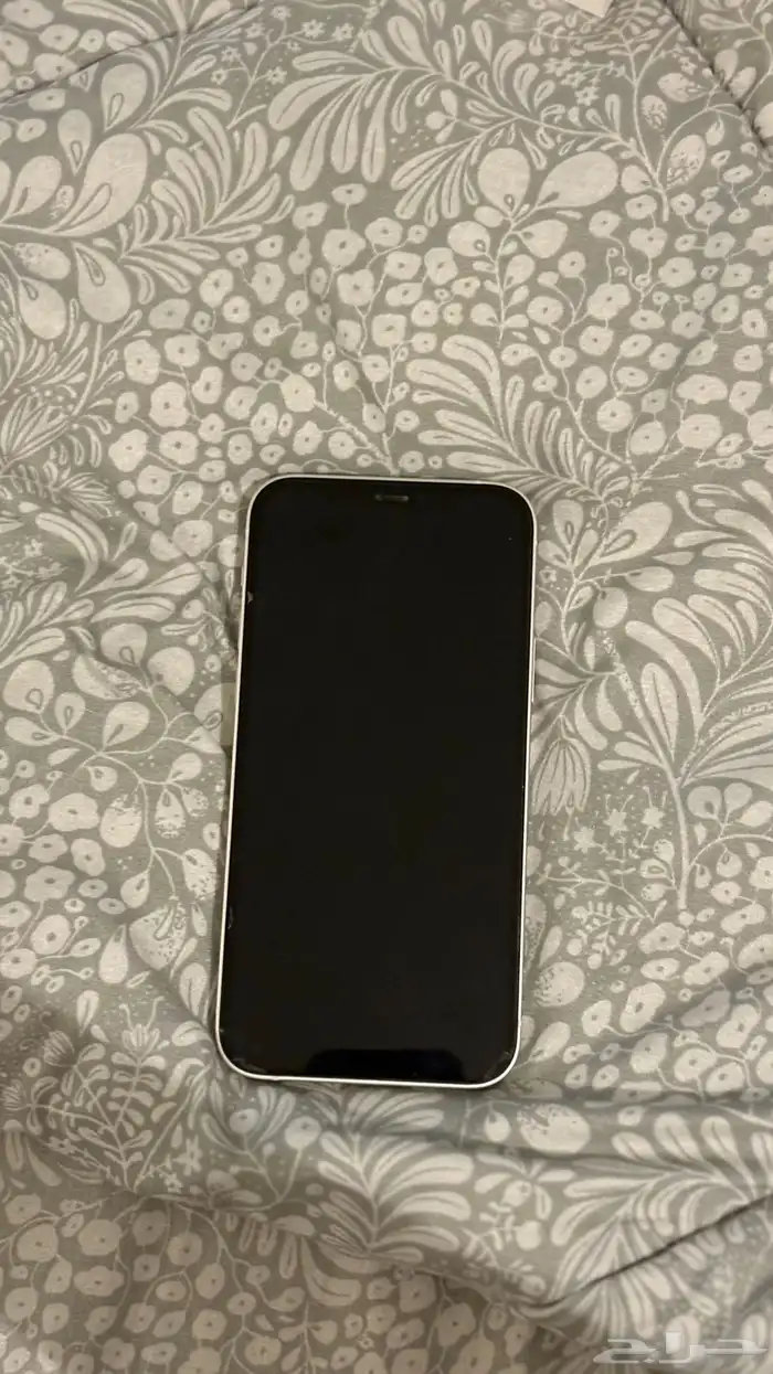 ايفون 12نظيف 2